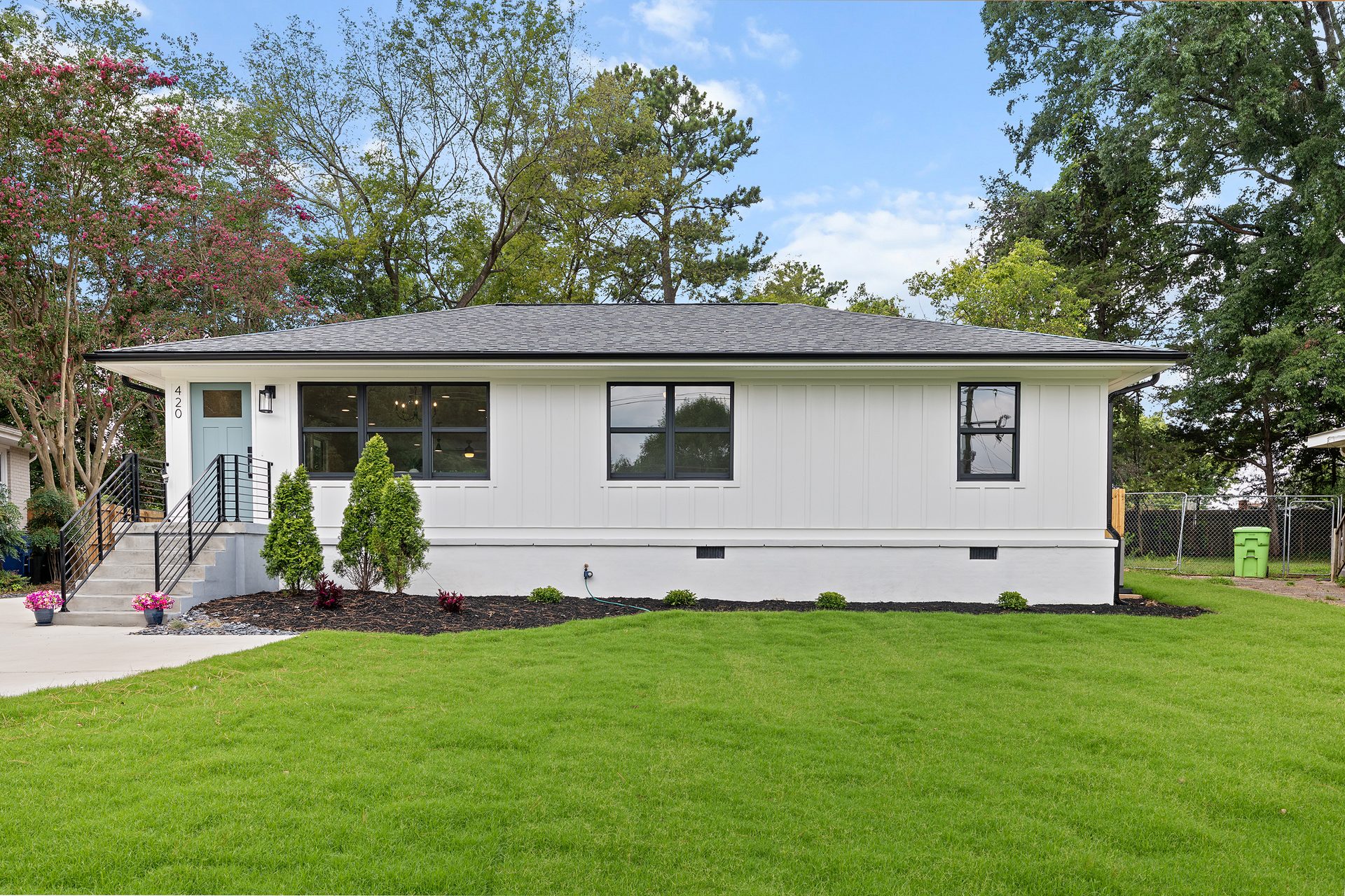 420 Peyton Street — front exterior